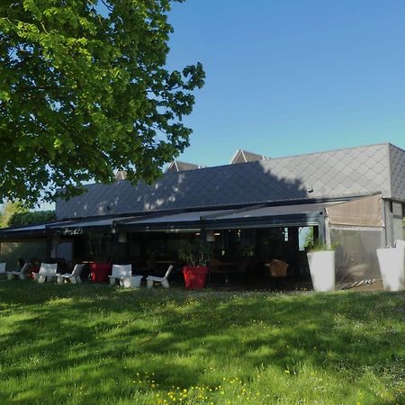 Hotel Et Spa Du Chateau Lagord Exterior photo